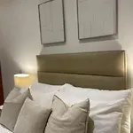 Apartment 30 Mins From Central London