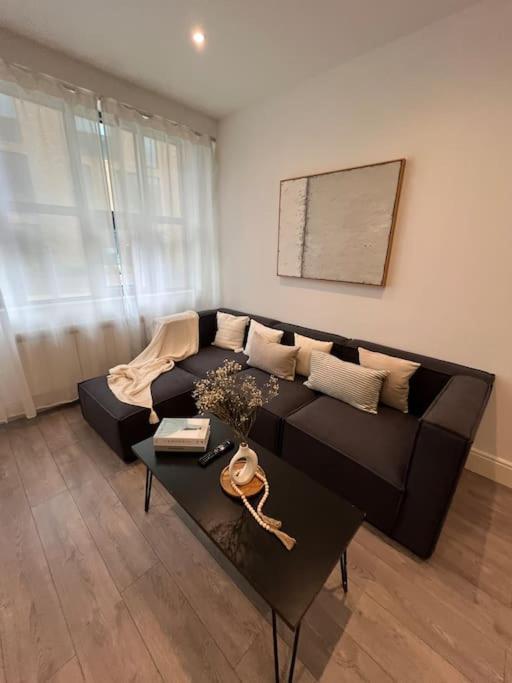Apartment 30 Mins From London Uxbridge